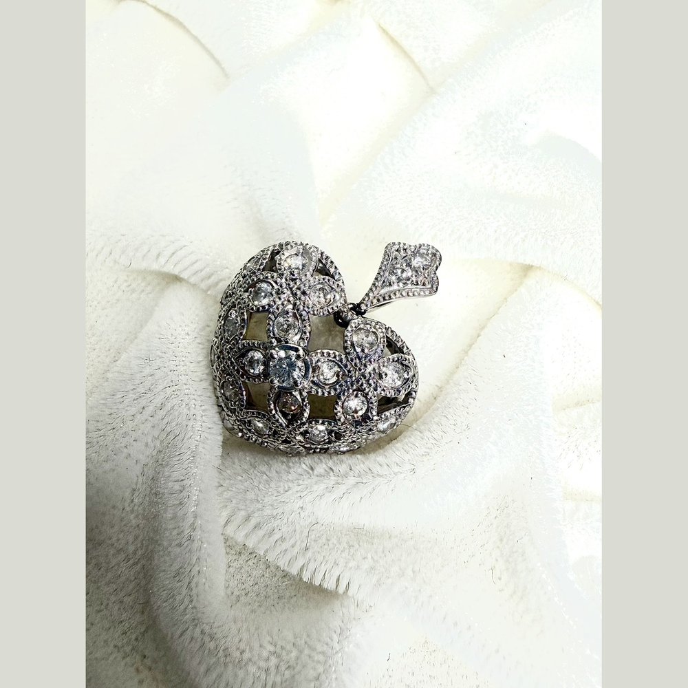 Pt900 ダイヤ ハートモチーフ ペンダントトップ 買取実績